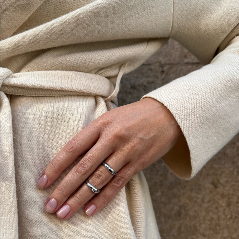 Irregular Melted Shape Silver Ring With 1 Natural… - image 1